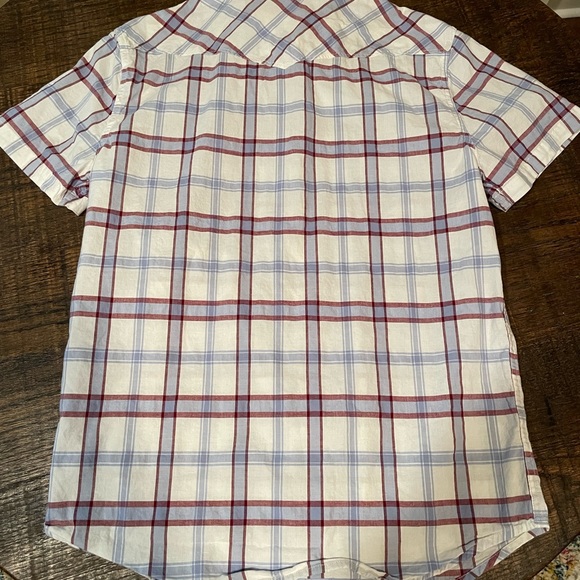 Lucky Brand short sleeve snap button shirt - Picture 2 of 4